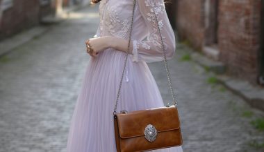 Chic and Casual Embracing Style with Shoko Komi from 'Komi Can't Communicate' - Alihoub